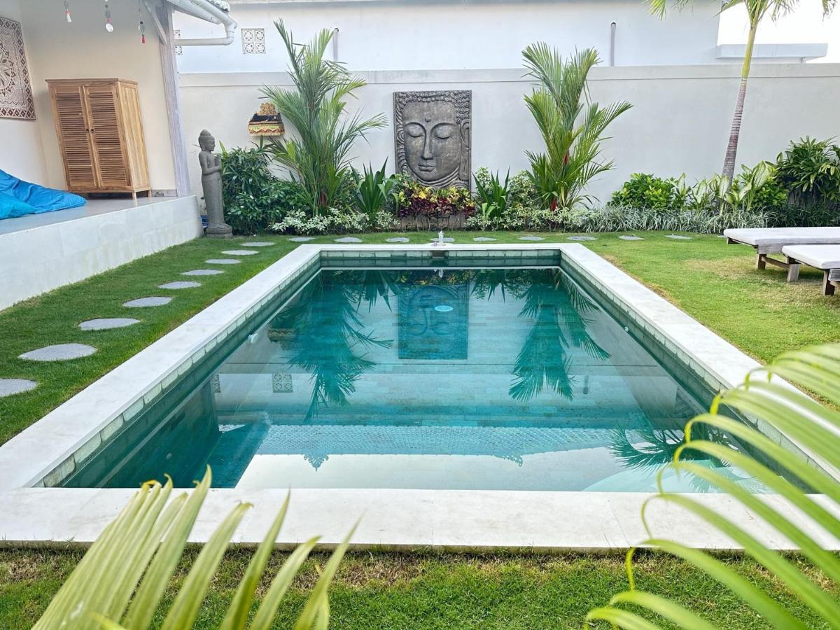 Villa White Karma Семиняк Екстериор снимка